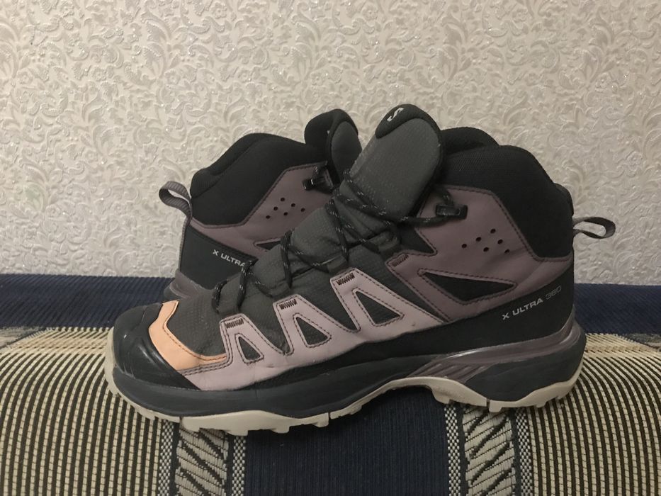 Кросівки Salomon 40-41 розмір, по устілці  25,5 см