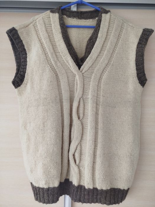 Жилет ручной работы овечья шерсть