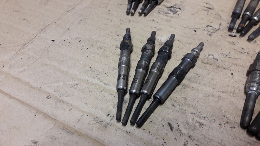 Свечи накала свеча головки рено renault 4.4 7 свічки свічка