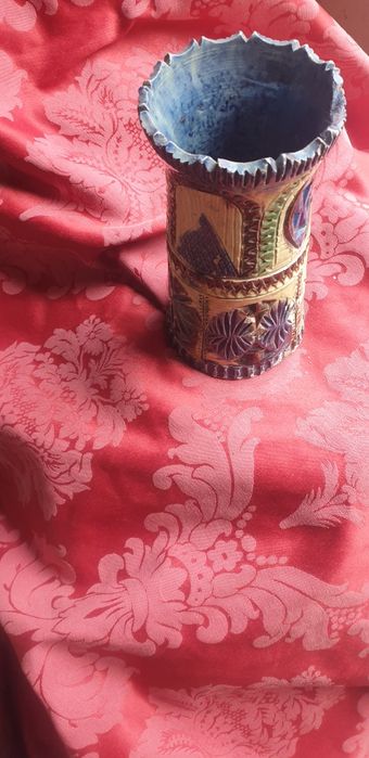 Antiga jarra de faiança