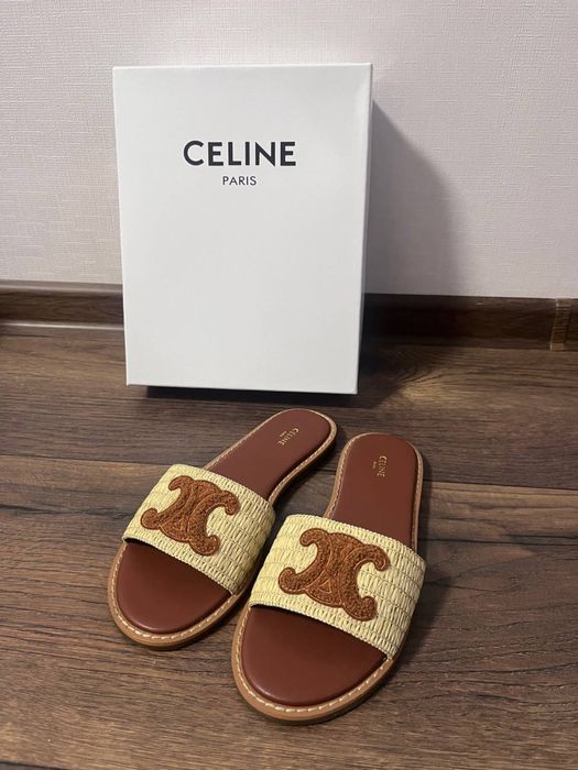 Шлепанці селин.