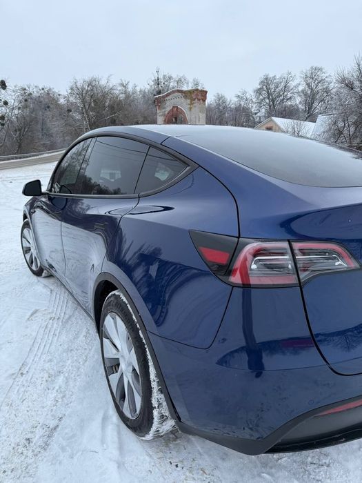 Продам Tesla Y 2021 повний привід