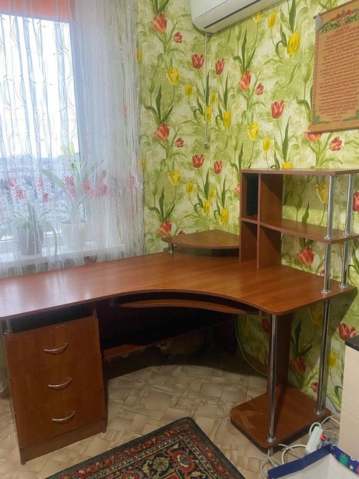Стол письменний угловий