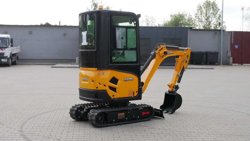 MINIKOPARKA 1.8t | Kubota D902 | kabina | 3 łyżki | leasing | FV23