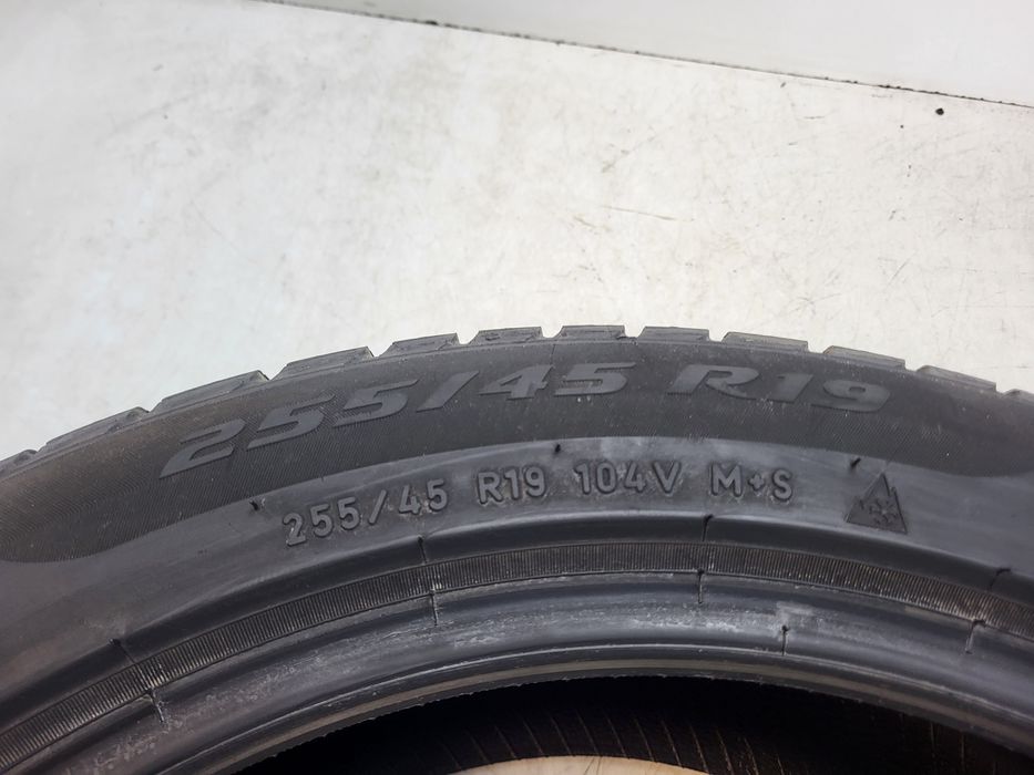 Opony zimowe 255/45/19 - PIRELLI Winter Sotto Zero 3 MO XL