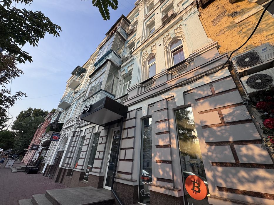 Продаж 2-кім. квартири 51 м² вул. Антоновича, 43/45, Центр, метро Олімпійска, БЕЗ %