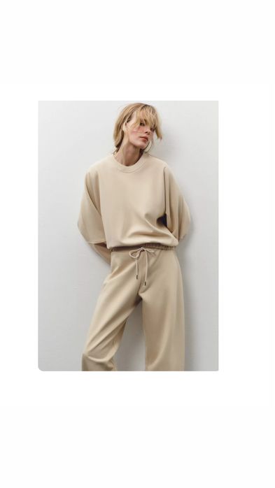 ZARA костюм жіночий беж