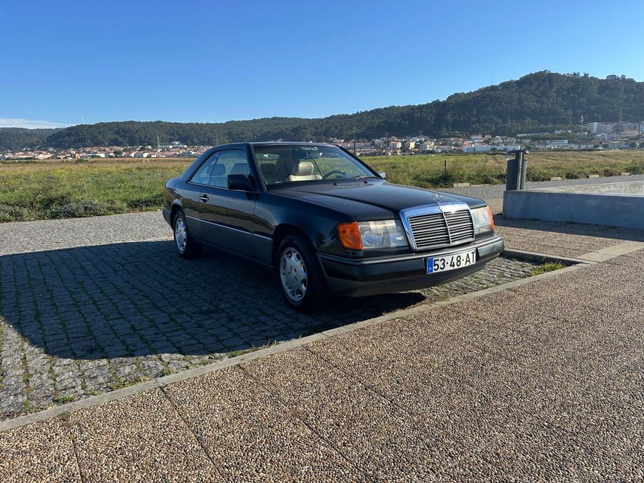 Mercedes 200 CE Coupe Clássico
