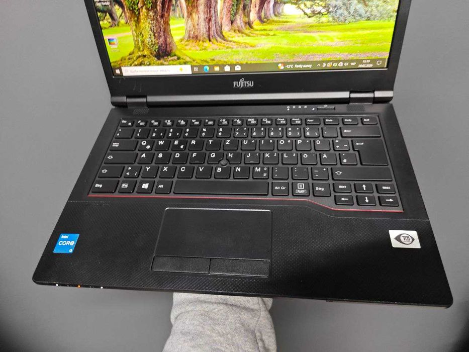 40 ШТУК Ноутбук Fujitsu E5411 •i3‑1115G4•8GB DDR4•256GB SSD