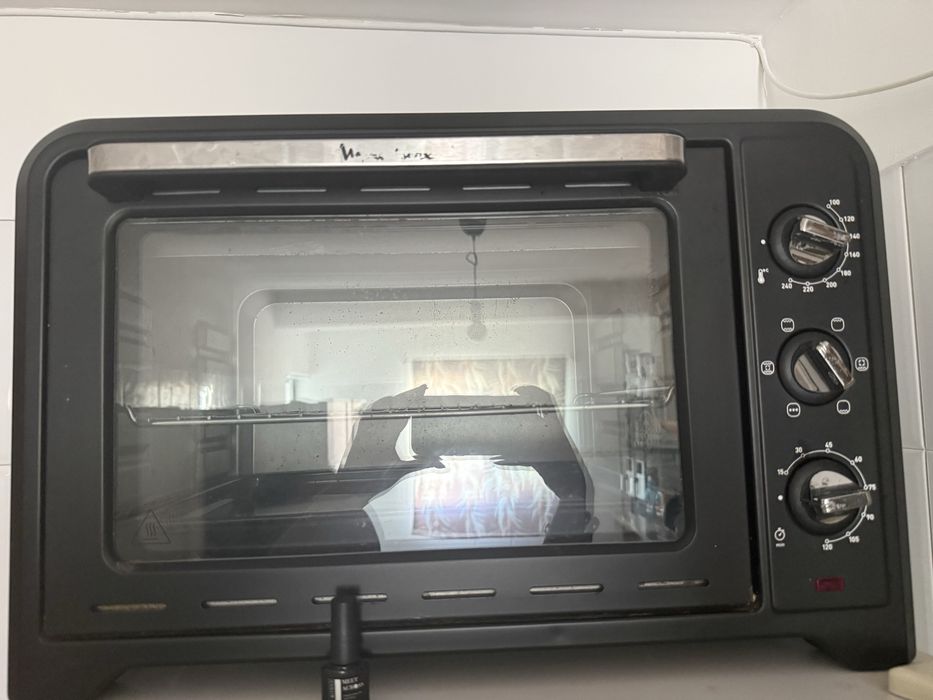 Forno eletrico grande