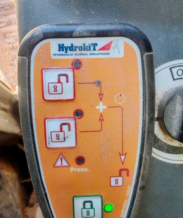 Giratória YANMAR Vio 80-U