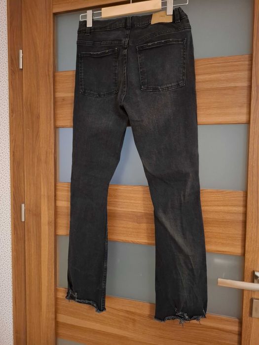 Spodnie rozm. 164 Zara