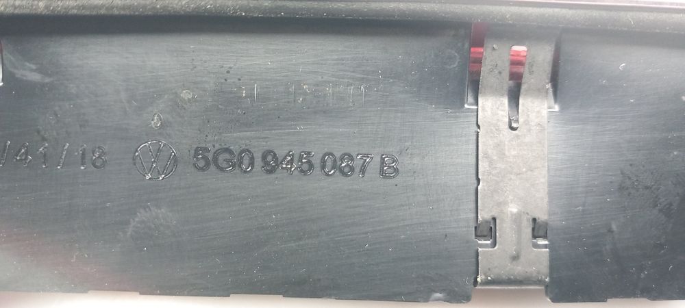 Luz stop adicional / 3º stop VOLKSWAGEN Golf VII (5G1, BQ1, BE1, BE2)