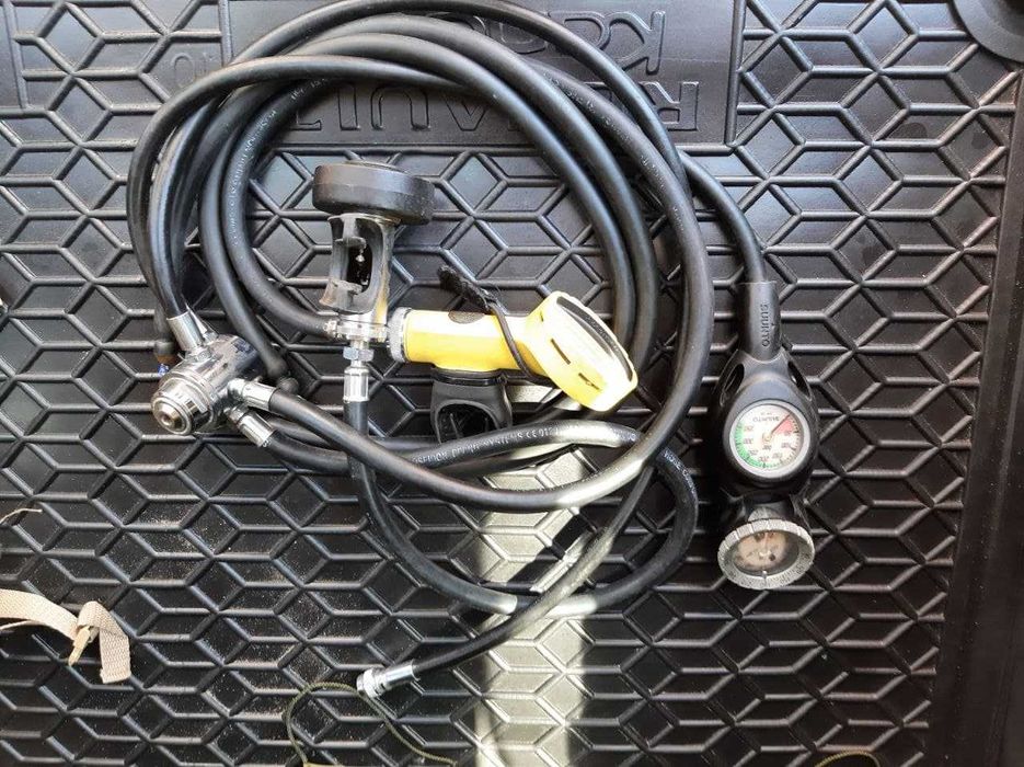 Консоль SUUNTO TWO + Регулятор Cyklon 3950 комплект для дайвинга