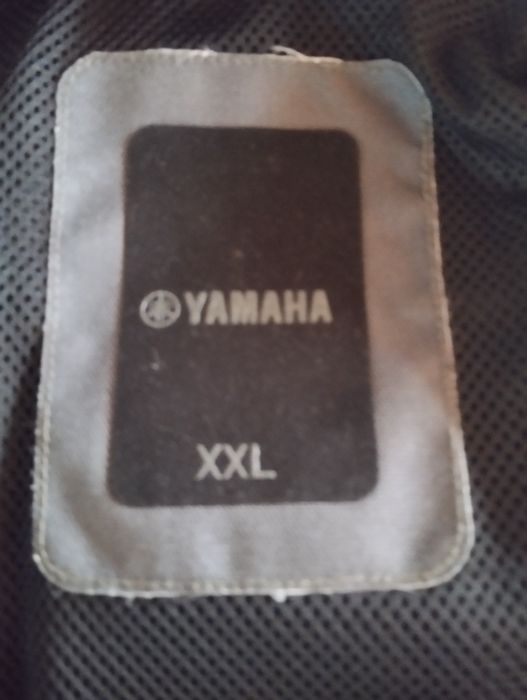 Blusão de Verão da marca Yamaha