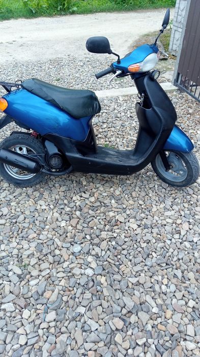 мопед на повному ходу