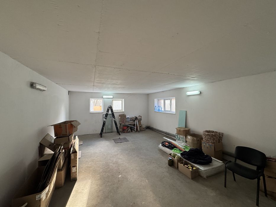 Продається  комерційне приміщення