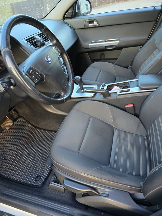 Volvo V50 2012 D3 Aisin