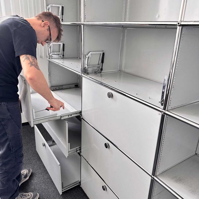 Montagem e desmontagem de móveis USM Haller + venda de peças