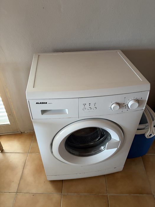 Maquina de lavar a roupa alaska