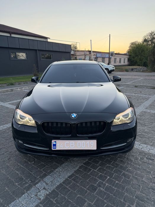 Продам бмв ф10 2012 року