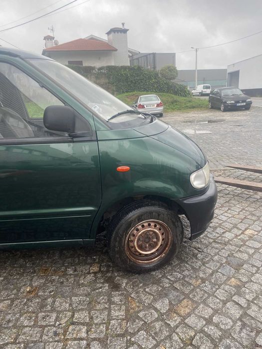 Nissan Vanette Cargo 2.3 d LX Vendo em Partes e Peças