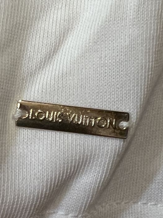 T-shirt Louis Vuitton Monogram Relevo - Branca (Original)