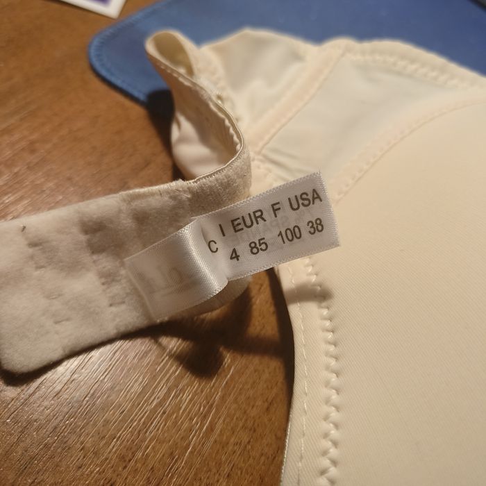 Бюстгальтер LuLoLa Лулола новий C38 / 85