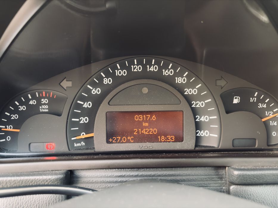 Mercedes C220 CDI — photo 5