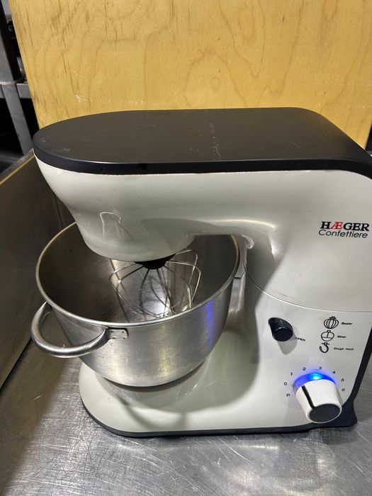 Batedeira robot de cozinha