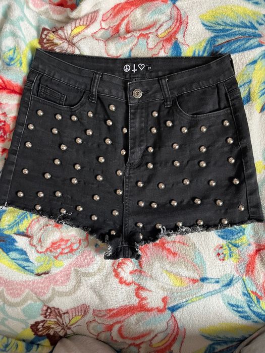 Шорти короткі з бусинами