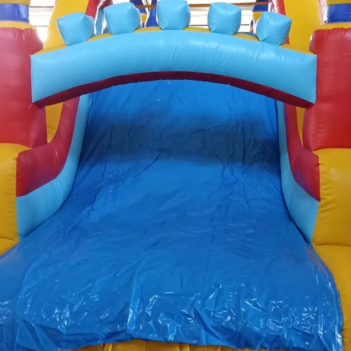 Insuflável Pista de Obstáculos (novo)