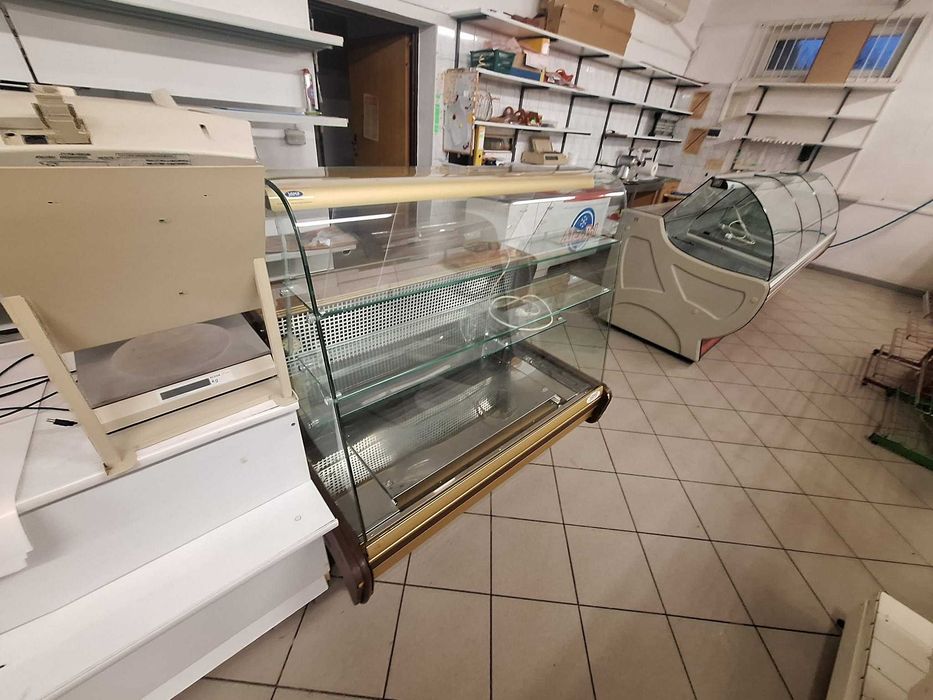 Lada cukiernicza lada chłodnicza