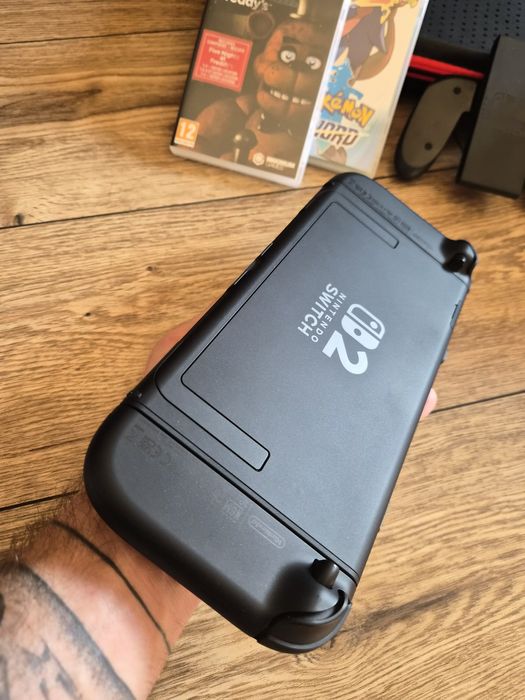 Nintendo Switch 2 stan idealny ( Pokemon )