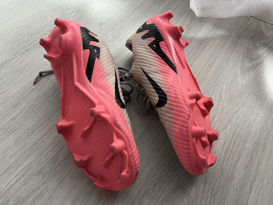Korki buty piłkarskie nike mercurial rozmiar 40.5