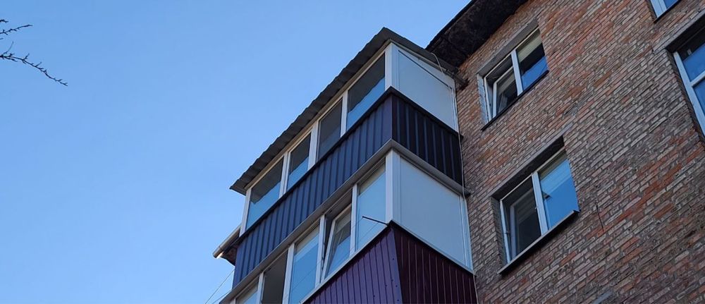 Продам або здам 2 кім кв в само му центрі Меблі заходь та живи