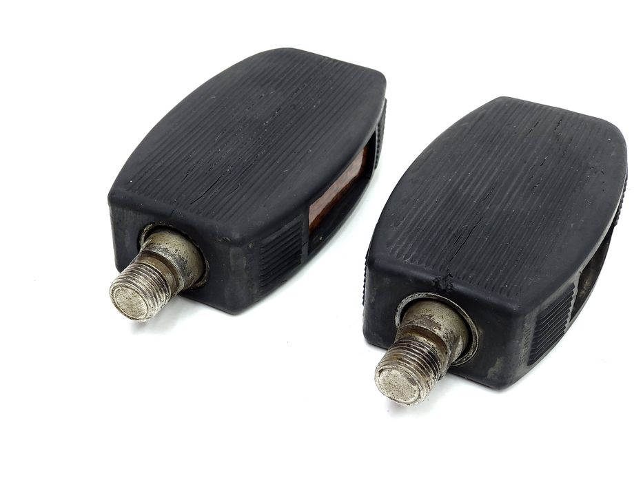 NOWE Pedały gumowe Stomil Bydgoszcz ZZR Romet Wigry Karat Flaming Czaj