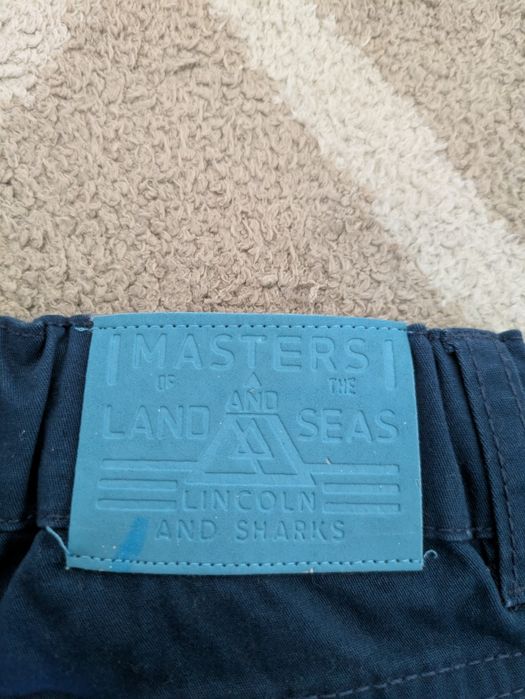 Jeansy lincoln & sharks