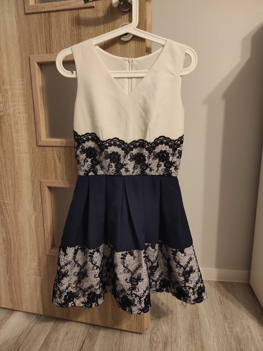 Tanio Sukienki na sprzedaż od 15-30zl