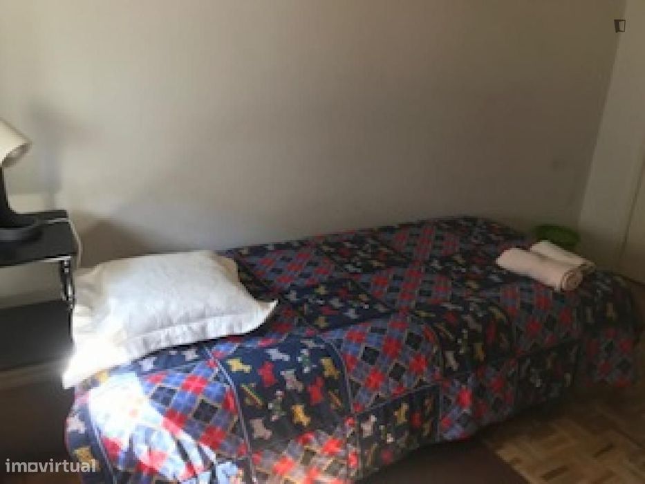 Quarto - localizado em Lisbon