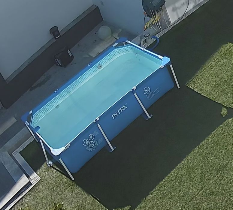 Piscina intex retangular 220x150x65