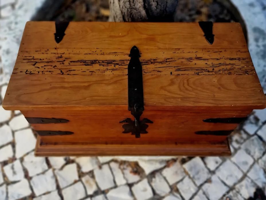 Arca de madeira vintage