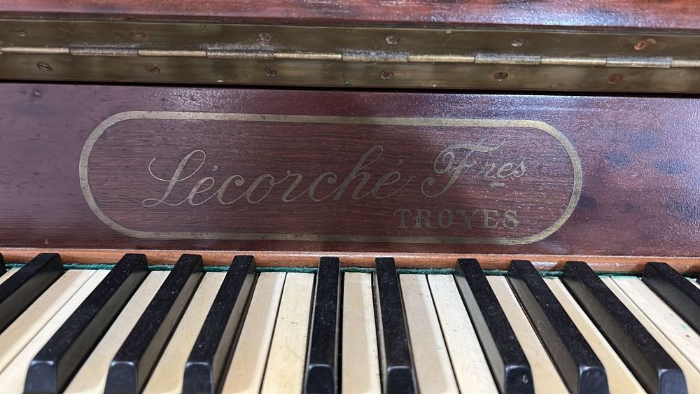 Piano Grande S/ Cauda Lechorche Fres