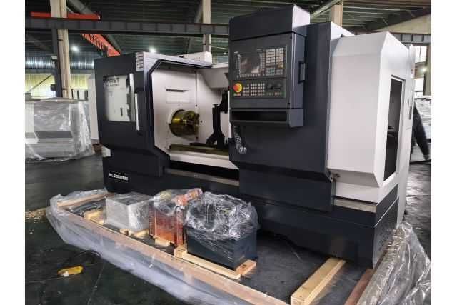 Токарний верстат по металу станок з ЧПК MAST ML 520x1500 SH8