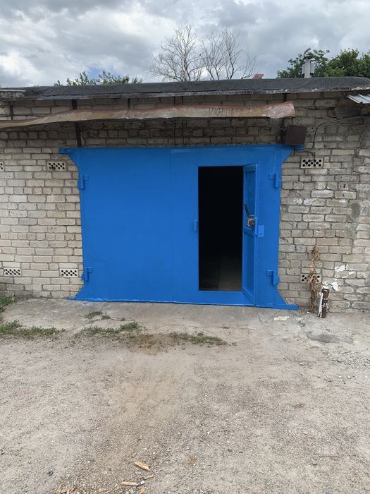 Продам гараж Віраж (леваневського)