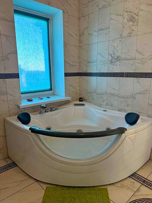 Продам чудовий будинок для вашої родини, з меблями та технікою. (SP)