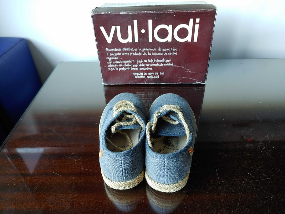 Sapatos formal criança, tamanho 25 NOVO!