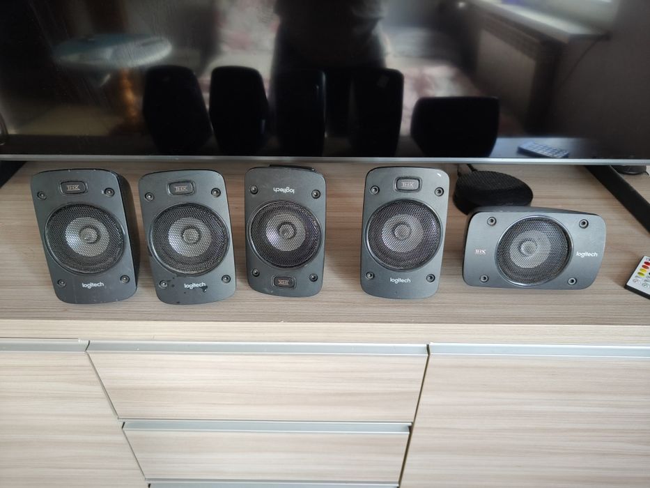 Sprzedam głośniki logitech 906