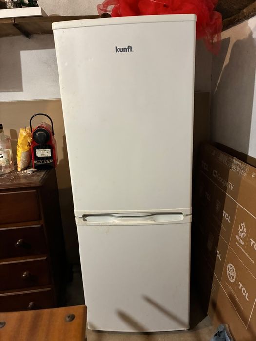 Frigorifico Kunft SEMI-NOVO