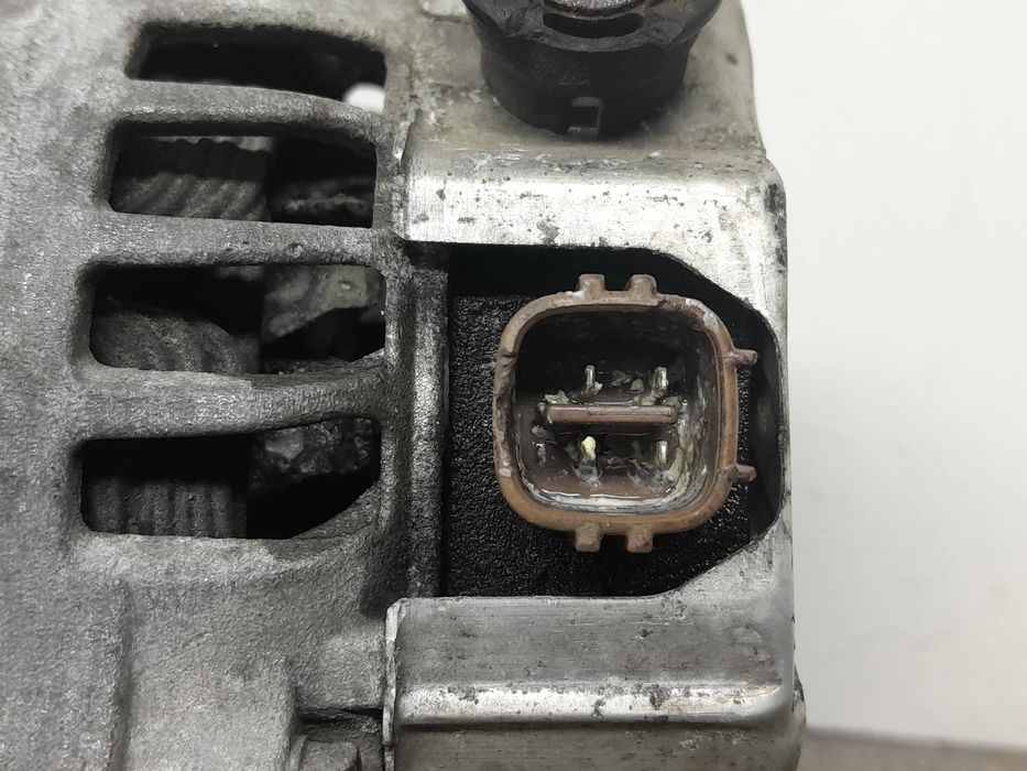 Alternador TOYOTA Corolla Verso (ZER_, ZZE12_, R1_)